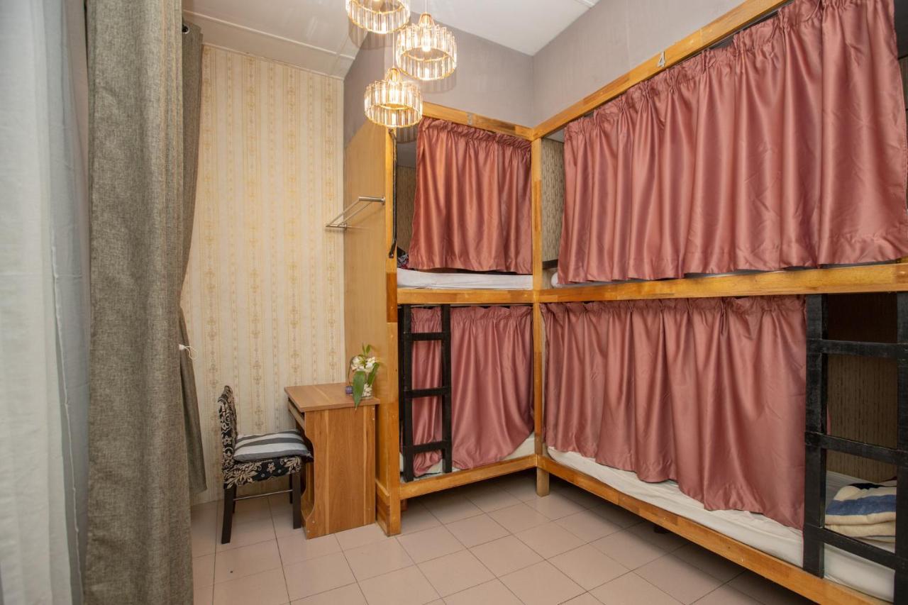 Хостел Escape Backpackers Kk Кота-Кинабалу Экстерьер фото